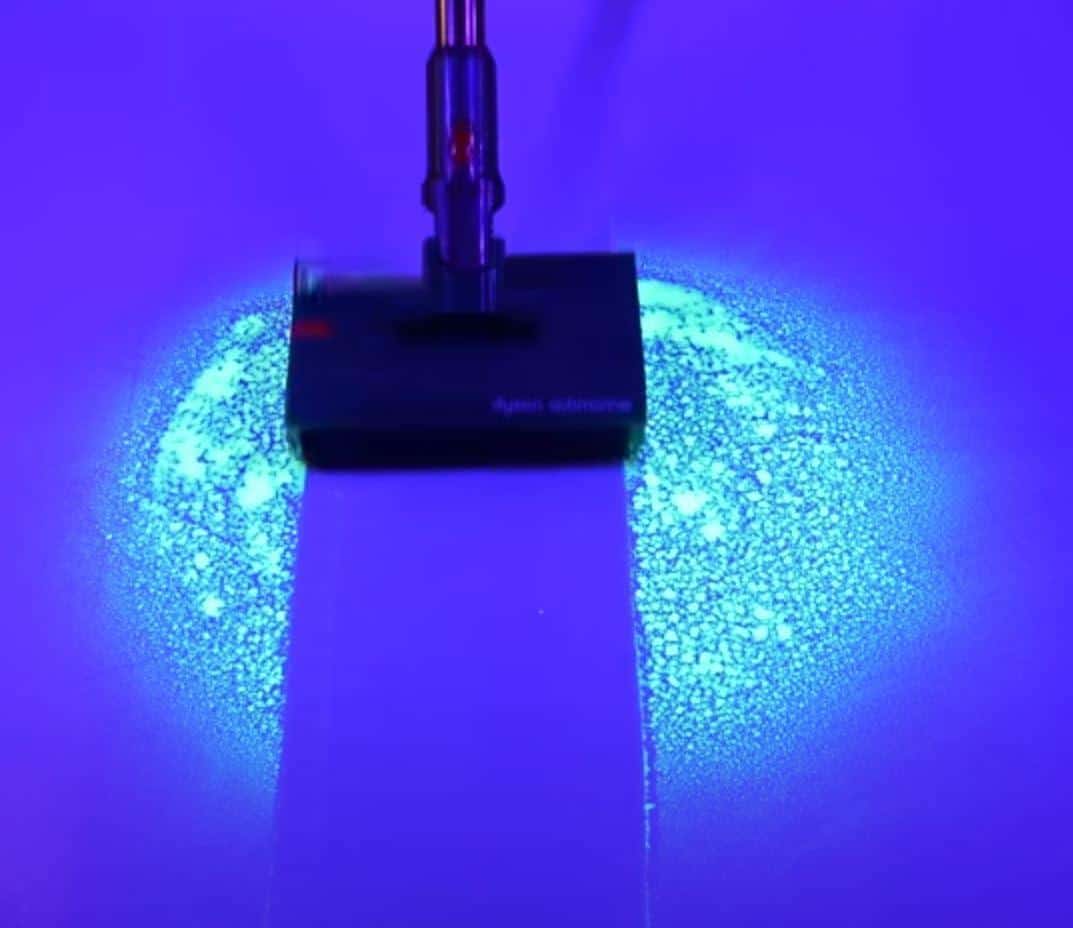 Dyson V15s Detect Submarine: Unsere Erfahrung mit smarter Reinigung